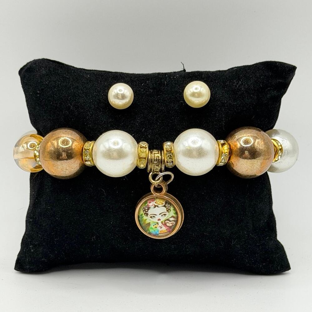 ♠️ Alice Charm Bracelet + Pearl Stud Set